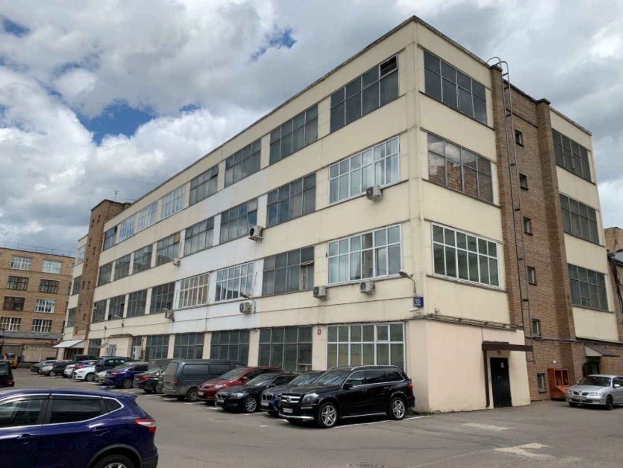 фасад дома, здание по адресу г Москва, Семёновская пл, д 7 к 15